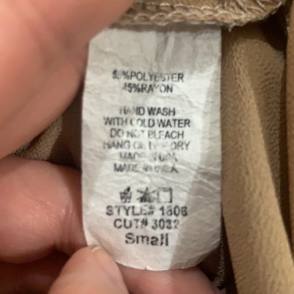 ENTRO color block sweater tunic tan/cream. Size Small - Picture 6 of 6